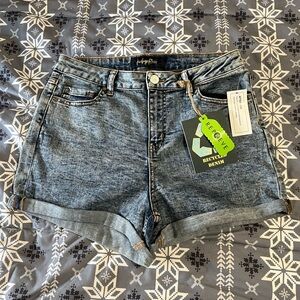 Indigo Rein Women's Blue Jean Shorts